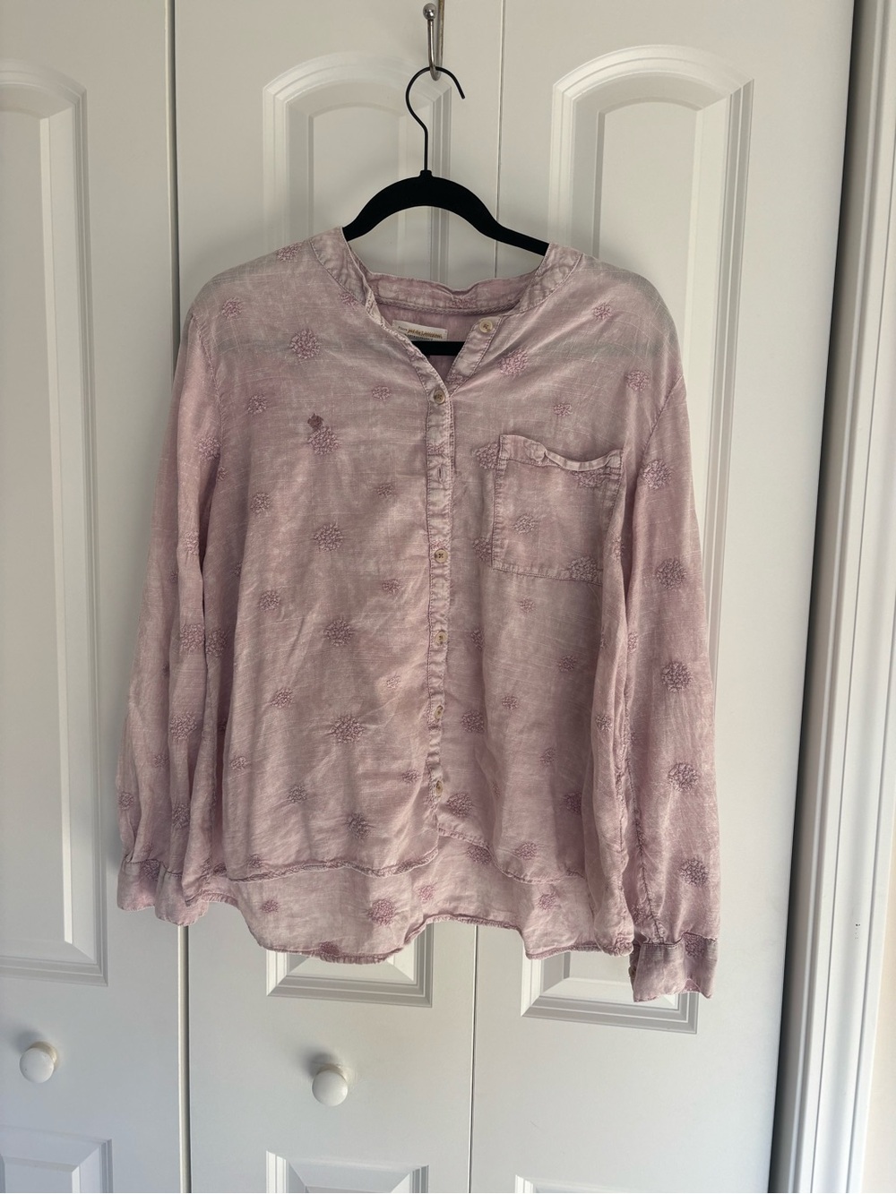 Pilcro Anthropologie M Pink Embroidered Button Down Blouse Boho